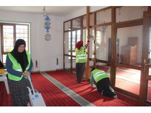 İncesu’da cami temizliği çalışmaları devam ediyor