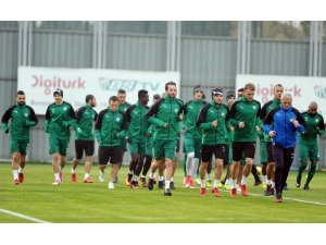 Bursaspor’da Trabzonspor maçı hazırlıkları sürüyor