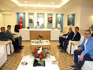 FIFEX Organizasyon Komitesi Menderes Türel'i ziyaret etti