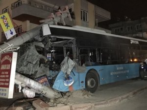 Mersin'de trafik kazası: 15 yaralı