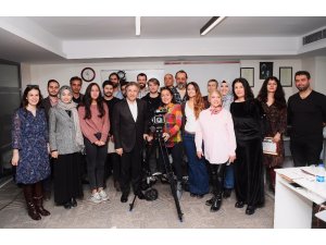 Beyoğlu Sinema Atölyeleri öğrencilerine katılım belgesi
