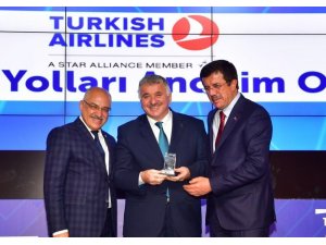 ’Türkiye’nin 500 Büyük Hizmet İhracatçısı’ödül töreninde THY’ye birincilik