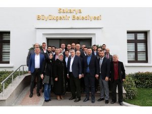 AK Parti Serdivan İlçe Başkanından Başkan Toçoğlu’na ziyaret