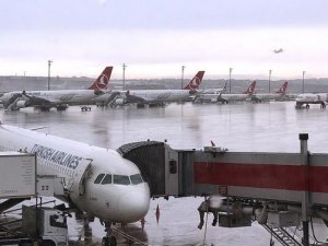 İstanbul'da sağanak hava ulaşımını etkiledi