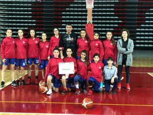 Osmaniyeli basketbolcular çeyrek finale yükseldi