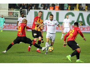 Süper Lig: Göztepe: 1 - Atiker Konyaspor: 0 (İlk yarı)