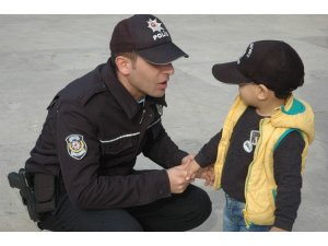 2 yaşındaki Baki’nin hayali polis olmak