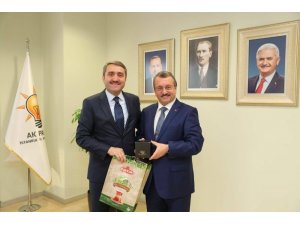 ÇAYKUR  Genel Müdürü  İmdat Sütlüoğlu’ndan AK Parti İstanbul İl Başkanlığı’na ziyaret
