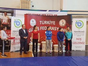 Beyoğlu Belediyesi Güreş Takımı, İstanbul şampiyonu oldu