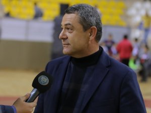 Başkan Sinan Özeçoğlu basketbolda ilk yarıyı değerlendirdi