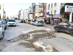 13 km asfalt yolu tahrip edilen belediye, kurumları uyardı