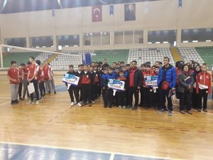Erzurum voleybolda çeyrek finalde