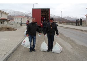 Erzincan Türk Kızılayından 570 Ahıskalı aileye gıda yardımı