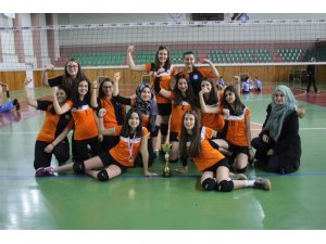 Kardelen Koleji kız voleybol takımı Nevşehir şampiyonu oldu