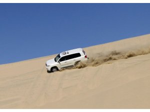 Katar çöllerinde safari heyecanı