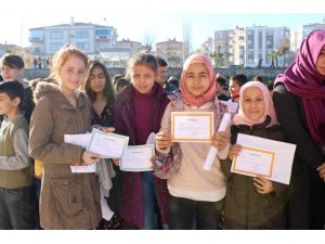 Ayvalık Ustalı Anadolu İmam Hatip Lisesi’nde ilk karne heyecanı