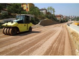 Büyükşehir Belediyesi Çayırova ilçesinde yol yapımı için ihale yaptı