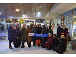 Ak Parti Bilecik Kadın Kollarının haftalık olağan yönetim kurulu toplantısı Vezirhan’da yapıldı