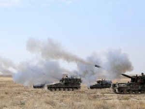 'Afrin'de terörist sığınakları vuruldu'