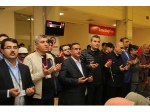 Şahinbey Belediyesi 147 öğrenciyi umreye uğurladı
