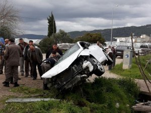 Kumluca’da trafik kazası: 2 yaralı