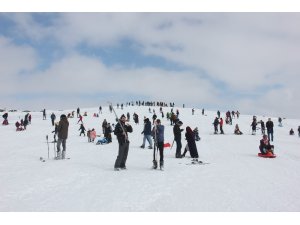 Bingöl’de geç de olsa kayak sezonu açıldı