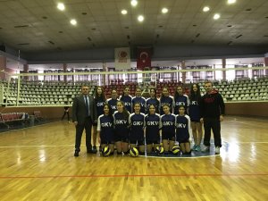 Spora, Gaziantep Kolej Vakfı İmzası
