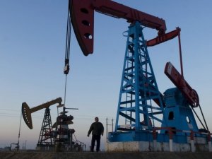 Kazakistan 87 milyon ton petrol üretecek