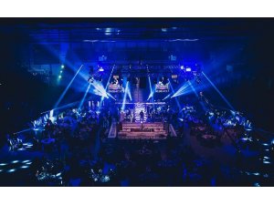 Dünyaca ünlü boksörler Buca’da ringe çıkıyor