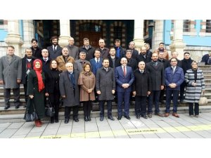 AK Parti Kütahya İl Başkanı Ali Çetinbaş, mazbatasını aldı
