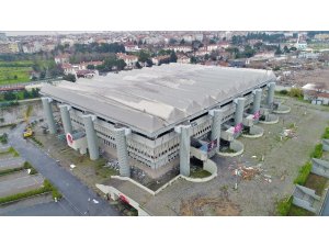 Abdi İpekçi Spor Salonu yıkım çalışması havadan görüntülendi