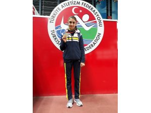 Vanlı Zeynep Türkiye birincisi oldu