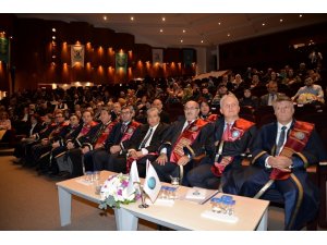 Uludağ Üniversitesi’nde diploma heyecanı