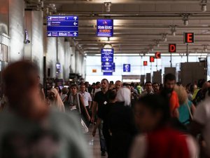 Yarıyıl tatilinde 3 milyon yolcu Atatürk Havalimanı'nı kullandı