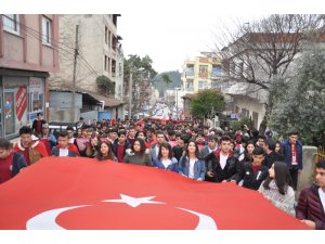 Lise öğrencileri Afrin için askerlik şubesine başvurdu