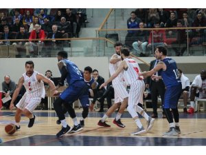 Türkiye Basketbol Ligi: Yalova Group Belediyespor: 75 - Türk Telekom: 109