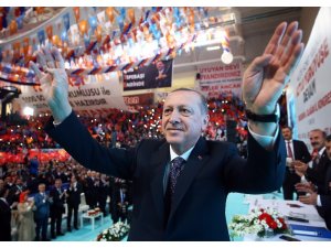 Cumhurbaşkanı Erdoğan "Bize saldıranlara karşı kusura bakmayın ‘Osmanlı Tokadını’ atarız”