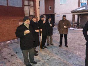 Ardahan Ülkü Ocakları Fırat Çakıroğlu için çorba dağıttı