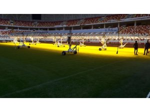 Malatya Stadının çimleri için suni güneş cihazı alındı