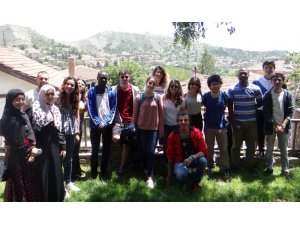 Efeler Cumhuriyet Anadolu Lisesi 7 ülkeye ev sahipliği yapacak