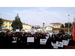 Kız öğrenciler cinsel istismar için “idam” istedi