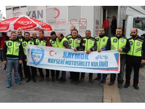 Motosikletçilerden Mehmetçik’e kan bağışı
