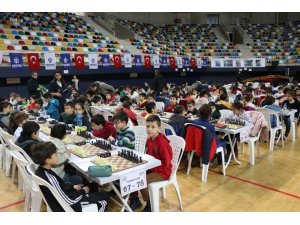 Okullar Arası Satranç Ligi’nde dördüncü etaba gelindi
