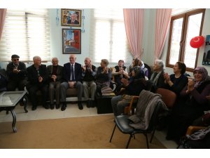 Koca Çınar Yaşam Merkezi 1’nci yaşını kutladı