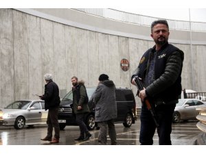 Samsun’da polis "dur" ihtarına uymayan aracın lastiklerine ateş etti