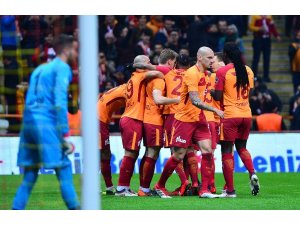 Galatasaray, bu sezonki en farklı galibiyeti aldı