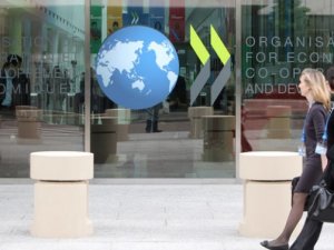 OECD'den gelişmiş ülkelere borç uyarısı
