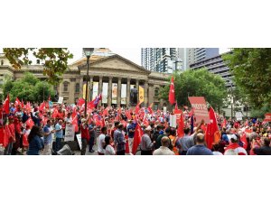 Avustralyalı Türklerden Zeytin Dalı Harekatı’na destek mitingi