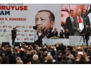 Başbakan Yıldırım: "Bu hareketin içine nifak sokmaya çalışanlar Türkiye’ye zarar veriyor"