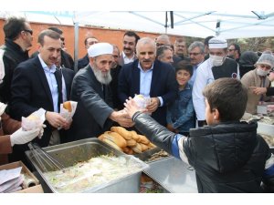Edremit’te ’3. Geleneksel Ayran Aşı Balık Başı’ festivali